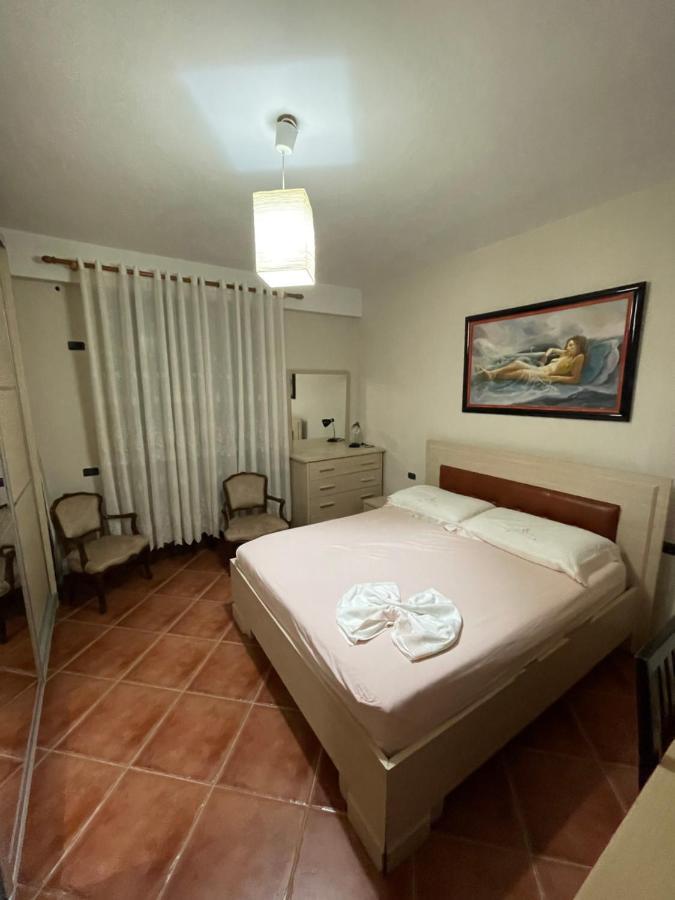 Venus - Cozy Apt With Terrace Vlore Exterior photo