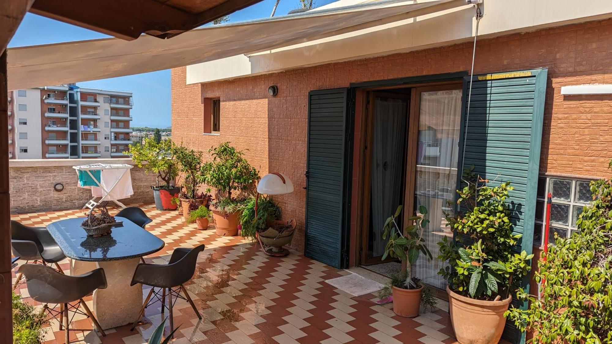 Venus - Cozy Apt With Terrace Vlore Exterior photo